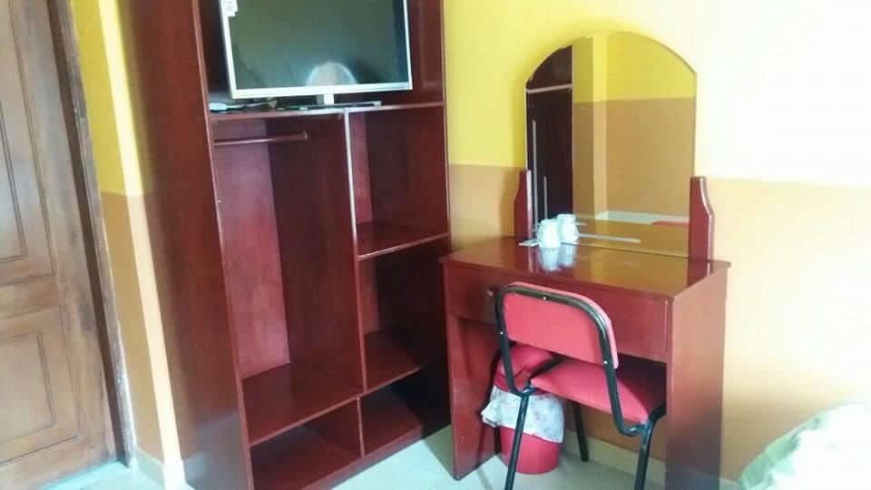 Hotel Real Madrid Riobamba Esterno foto